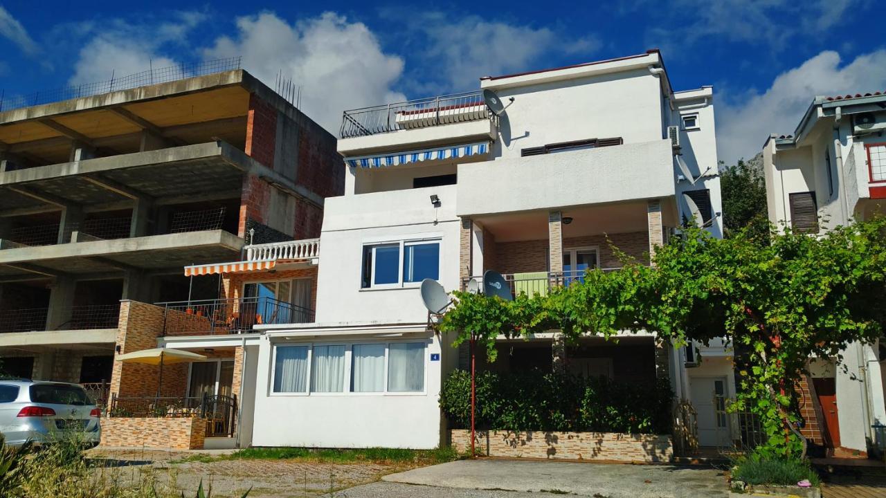 Apartments Abramovic 2 Сутоморе Екстериор снимка