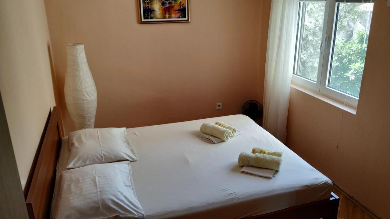 Apartments Abramovic 2 Сутоморе Екстериор снимка