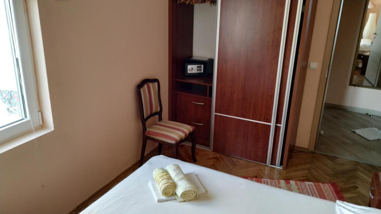 Apartments Abramovic 2 Сутоморе Екстериор снимка