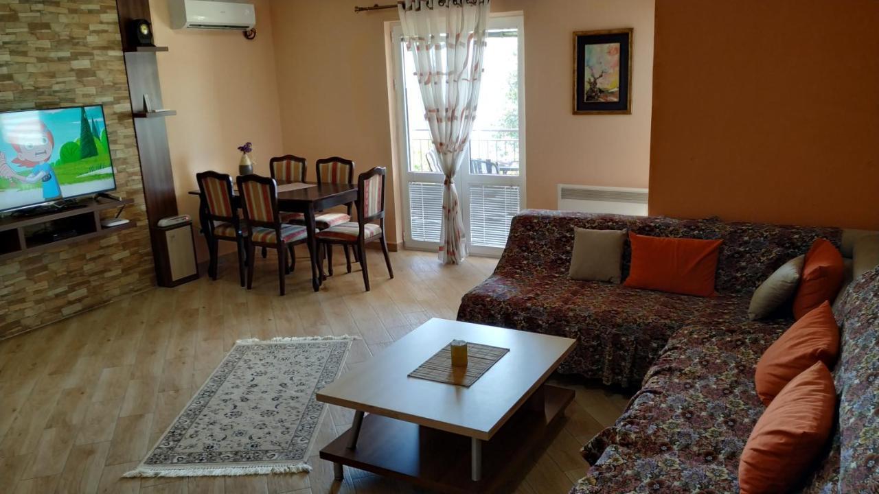 Apartments Abramovic 2 Сутоморе Екстериор снимка